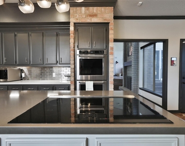 1818 Brookchester Drive - Photo Thumbnail 23