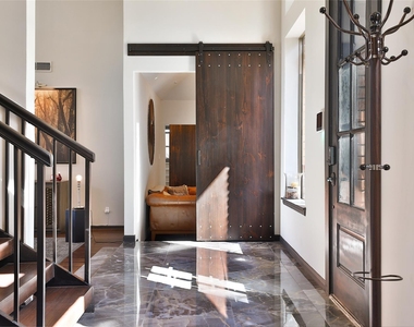 1818 Brookchester Drive - Photo Thumbnail 5