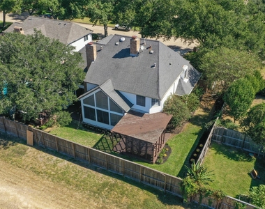 1818 Brookchester Drive - Photo Thumbnail 49