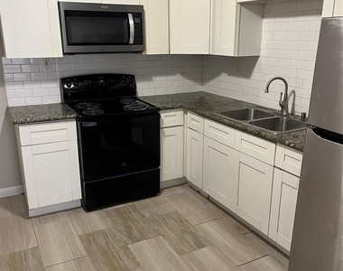 6813 Foster Street - Photo Thumbnail 2