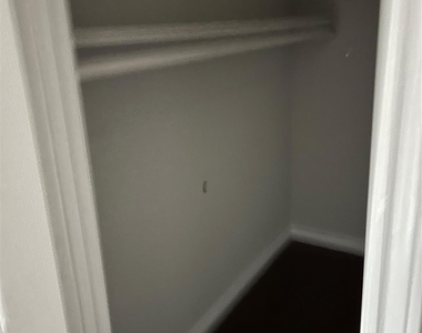 6813 Foster Street - Photo Thumbnail 7