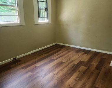 4827 Shreveport Boulevard - Photo Thumbnail 7