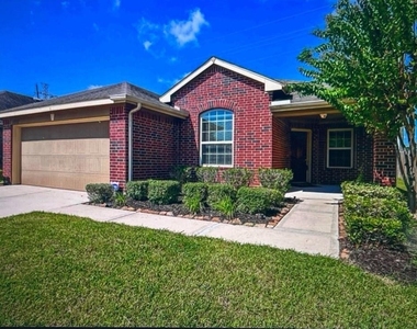 1707 Stieler Drive - Photo Thumbnail 1