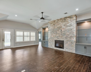 831 Bradwell Drive - Photo Thumbnail 3