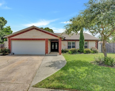 831 Bradwell Drive - Photo Thumbnail 1