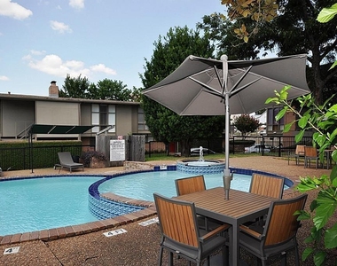 5214 Memorial Drive - Photo Thumbnail 10
