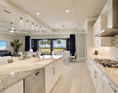 11022 Via Tuscany Lane - Photo Thumbnail 10