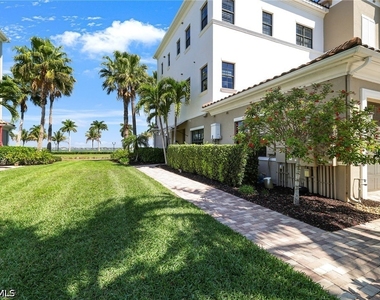 11022 Via Tuscany Lane - Photo Thumbnail 32