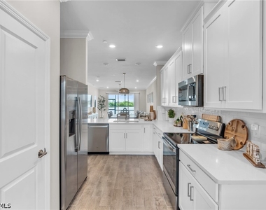 11771 Venetian Lagoon Drive - Photo Thumbnail 2
