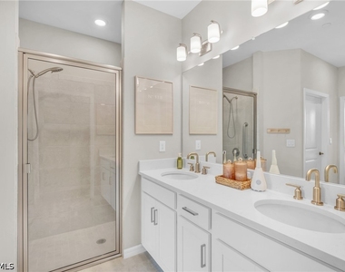 11771 Venetian Lagoon Drive - Photo Thumbnail 16