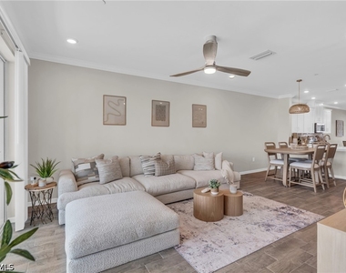 11771 Venetian Lagoon Drive - Photo Thumbnail 12