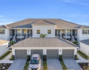 11771 Venetian Lagoon Drive - Photo Thumbnail 22