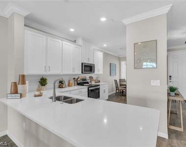 11771 Venetian Lagoon Drive - Photo Thumbnail 4