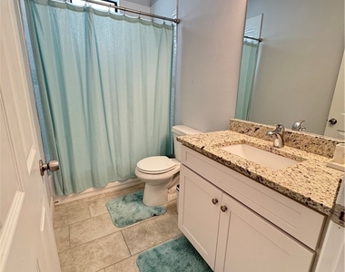 3630 16th Avenue Se - Photo Thumbnail 7