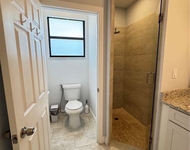 3630 16th Avenue Se - Photo Thumbnail 12