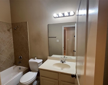 26230 Crystal Cove Lane - Photo Thumbnail 17