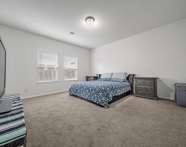 15250 White Moss Drive - Photo Thumbnail 12