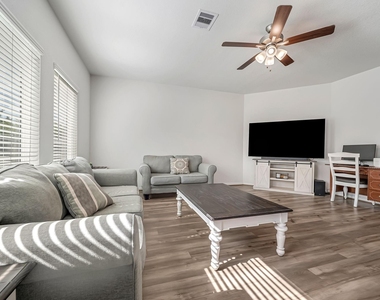 15250 White Moss Drive - Photo Thumbnail 10