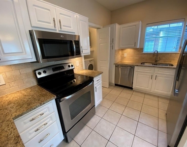 2350 Westcreek Lane - Photo Thumbnail 11