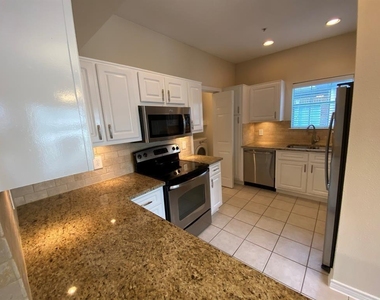 2350 Westcreek Lane - Photo Thumbnail 12