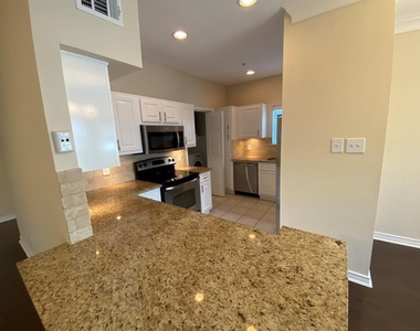 2350 Westcreek Lane - Photo Thumbnail 5
