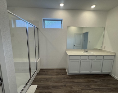 5318 5318 Still Meadow Lane - Photo Thumbnail 10
