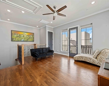 328 Bomar Street - Photo Thumbnail 21