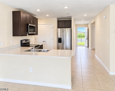 9013 Ike Court - Photo Thumbnail 10