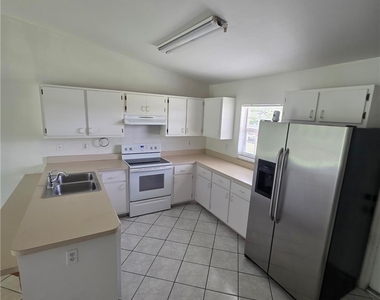 18569 Bartow Boulevard - Photo Thumbnail 1