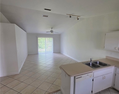 18569 Bartow Boulevard - Photo Thumbnail 2