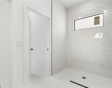 3175 Sunshine Boulevard - Photo Thumbnail 20