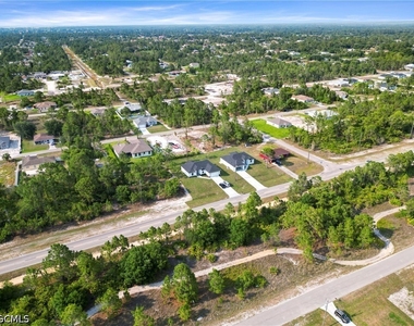 3175 Sunshine Boulevard - Photo Thumbnail 3