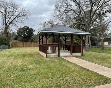 1018 S Booth Lane - Photo Thumbnail 15