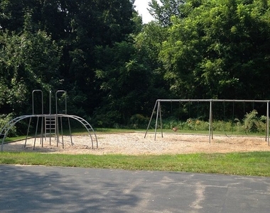 93 West - Photo Thumbnail 33