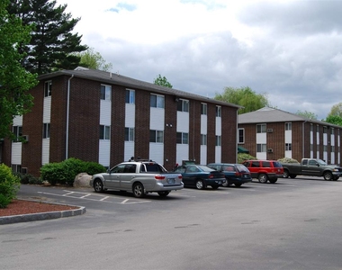 93 West - Photo Thumbnail 7