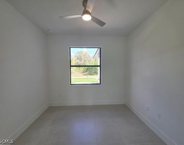 710 Godwid Avenue S - Photo Thumbnail 6