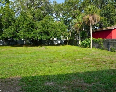 114 Greenwood Avenue - Photo Thumbnail 42