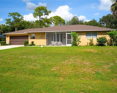 114 Greenwood Avenue - Photo Thumbnail 2