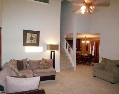 10838 Windfern Lakes Street - Photo Thumbnail 8