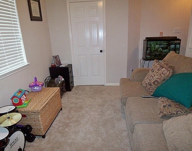 10838 Windfern Lakes Street - Photo Thumbnail 6