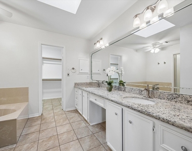 12107 Burgoyne Drive - Photo Thumbnail 12