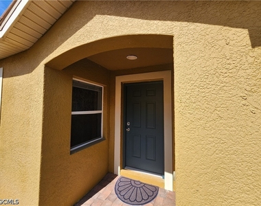18261 Minorea Lane - Photo Thumbnail 20
