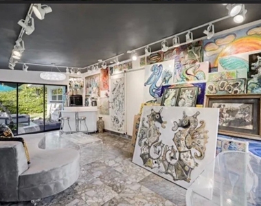 2710 Mcgregor Boulevard - Photo Thumbnail 12