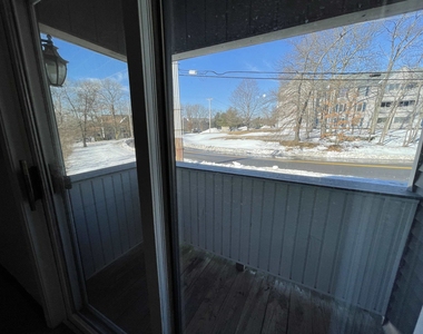 169 Eastern - Photo Thumbnail 22