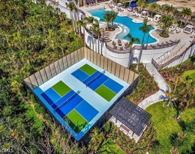 4810 Pelican Colony Boulevard - Photo Thumbnail 13