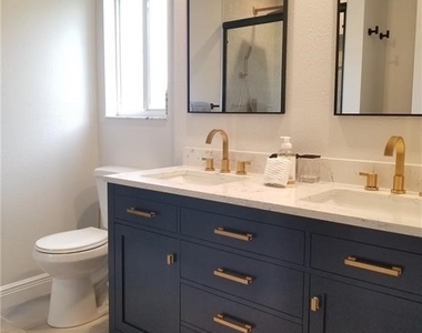 7774 Jewel Lane - Photo Thumbnail 10