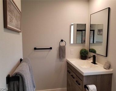 7774 Jewel Lane - Photo Thumbnail 19