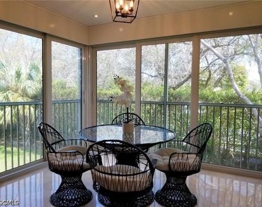 7774 Jewel Lane - Photo Thumbnail 7