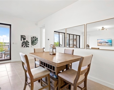 1125 Central Avenue - Photo Thumbnail 8