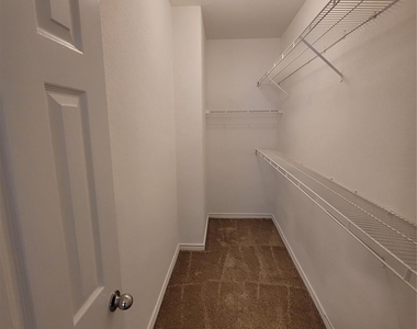2350 Westcreek Lane - Photo Thumbnail 13